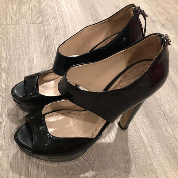 MIU MIU PEEP TOE PATENT LEATHER HEELS - Picture 2 of 7